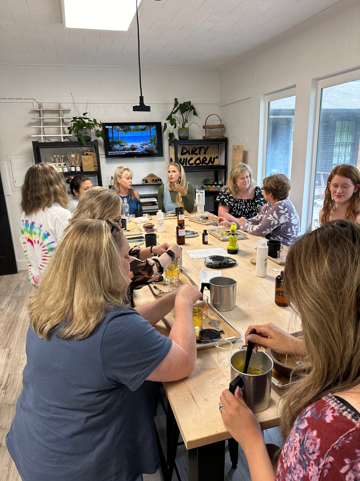 10/17 Burns & Boos - Candle Making & DIY Halloween Door Mat Event