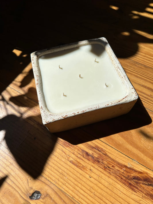 55oz White Ceramic Candle